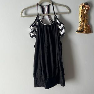 Lululemon tank size 8